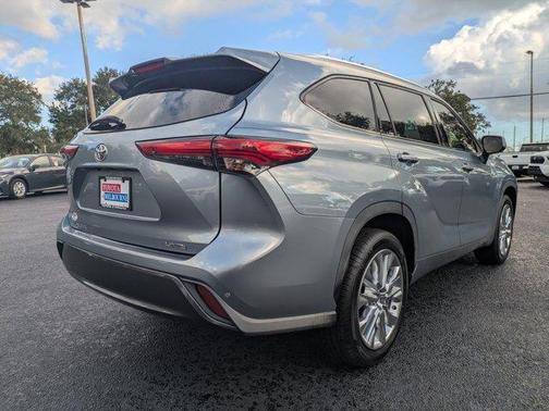 2021 Toyota Highlander Limited