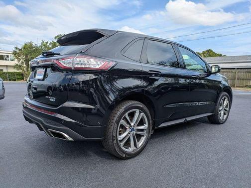 White Platinum Metallic Tri-Coat 2017 Ford Edge Sport