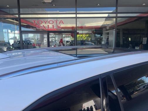 2020 Toyota Highlander Hybrid Platinum