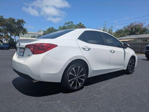 Super White 2019 Toyota Corolla SE