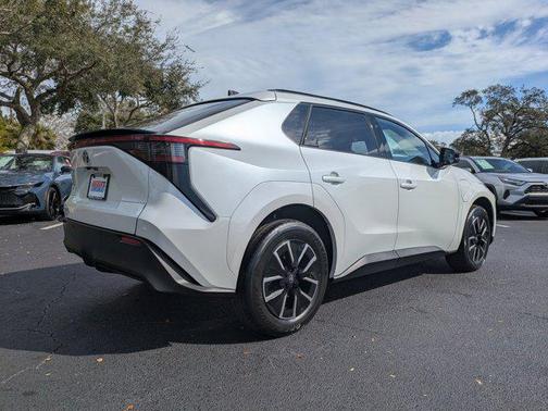 2026 Toyota bZ XLE Plus