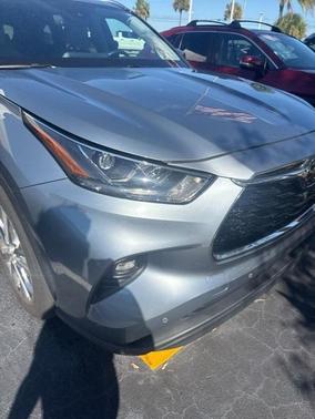 2021 Toyota Highlander Limited