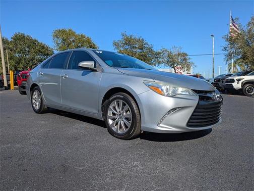 2017 Toyota Camry XLE