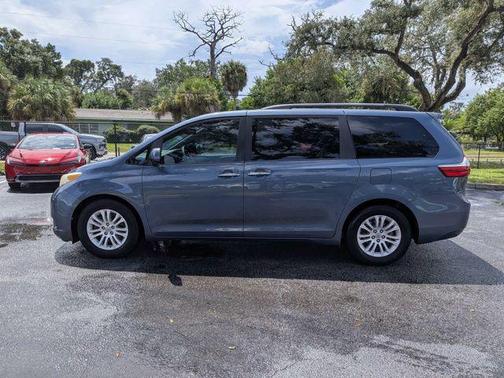 Shoreline Mist 2015 Toyota Sienna XLE Premium