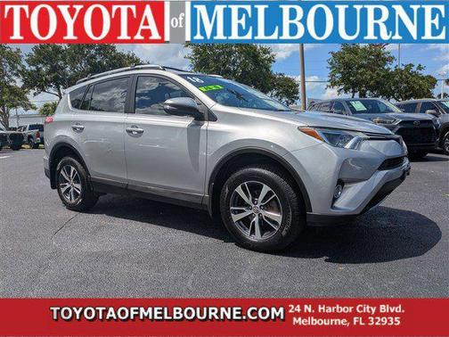 Silver Sky Metallic 2018 Toyota RAV4 XLE