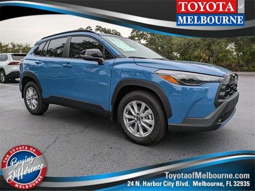 2026 Toyota Corolla Cross LE