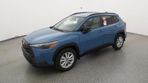 2026 Toyota Corolla Cross LE