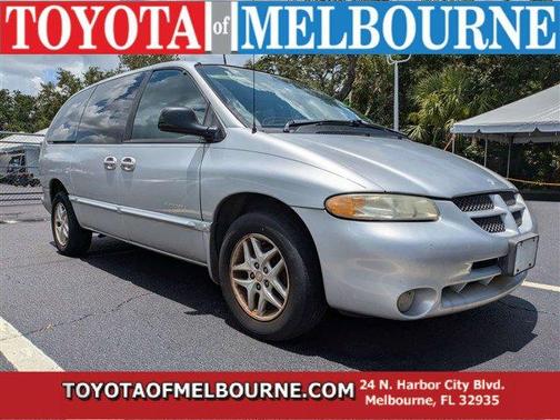 2000 Dodge Grand Caravan SE