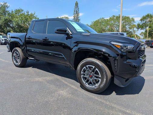 2025 Toyota Tacoma Hybrid TRD Sport