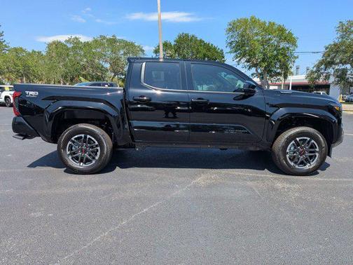 2025 Toyota Tacoma Hybrid TRD Sport
