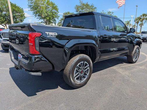2025 Toyota Tacoma Hybrid TRD Sport