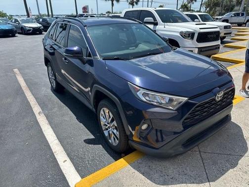 2021 Toyota RAV4 XLE Premium