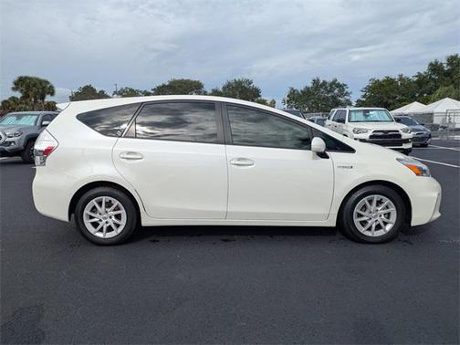 2012 Toyota Prius v Two