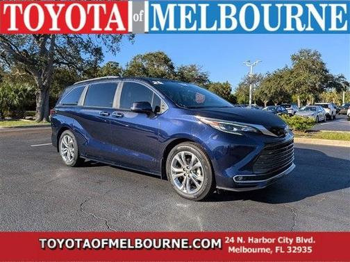 2024 Toyota Sienna Platinum 7 Passenger