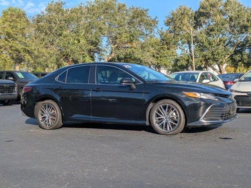 2023 Toyota Camry XLE