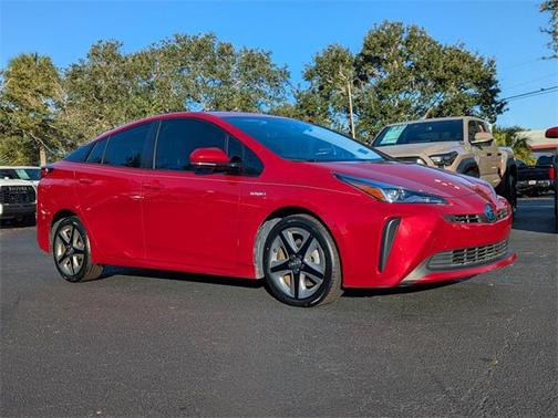 2019 Toyota Prius XLE