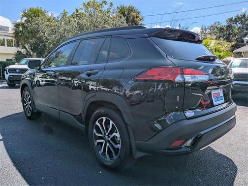 2024 Toyota Corolla Cross Hybrid SE