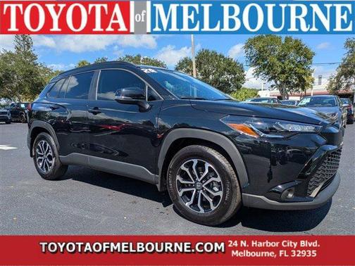2024 Toyota Corolla Cross Hybrid SE