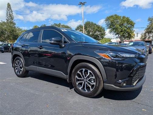 2024 Toyota Corolla Cross Hybrid SE