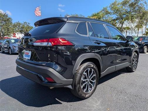 2024 Toyota Corolla Cross Hybrid SE