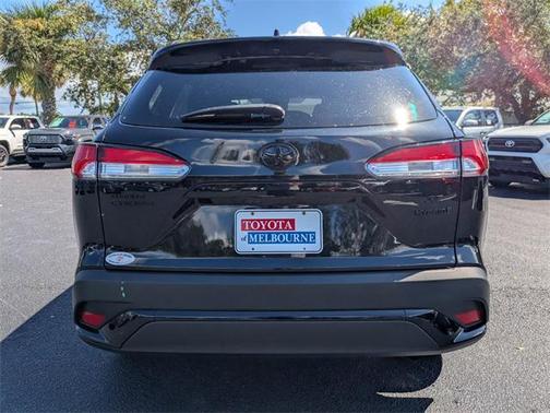2024 Toyota Corolla Cross Hybrid SE