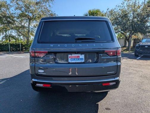 2022 Jeep Wagoneer Series II