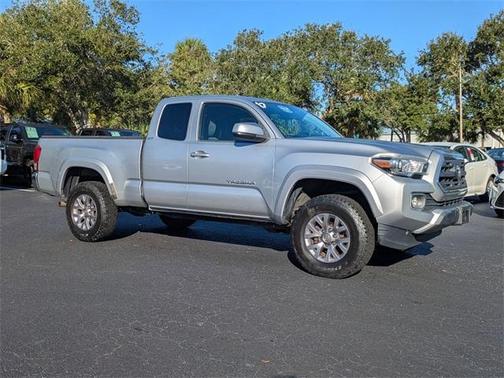 2017 Toyota Tacoma SR5