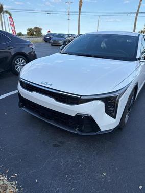 2025 Kia K4 GT-Line