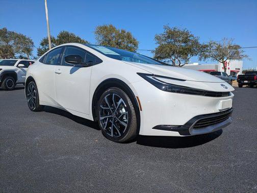 2026 Toyota Prius Plug-In Hybrid XSE