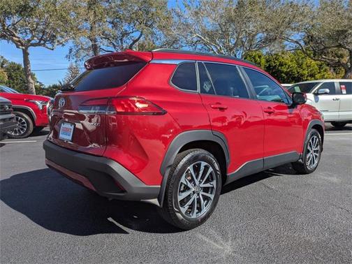 2024 Toyota Corolla Cross XLE