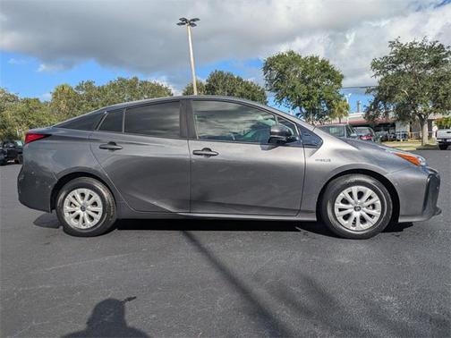 2020 Toyota Prius LE