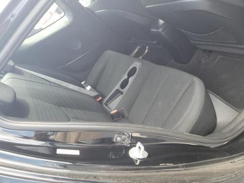2015 Hyundai Veloster Base