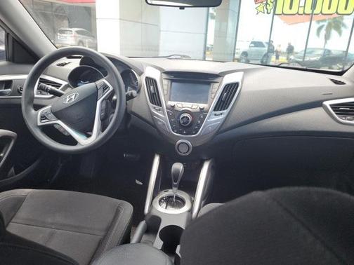 2015 Hyundai Veloster Base