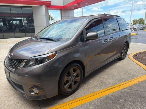 Predawn Gray Mica 2011 Toyota Sienna SE