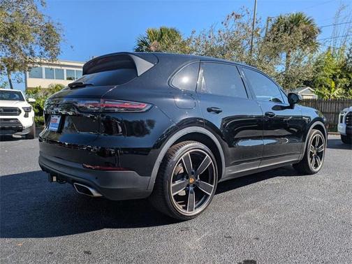 2021 Porsche Cayenne Cayenne