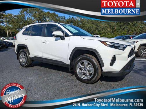 2025 Toyota RAV4 Hybrid XLE