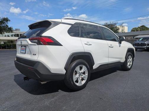 Super White 2020 Toyota RAV4 XLE