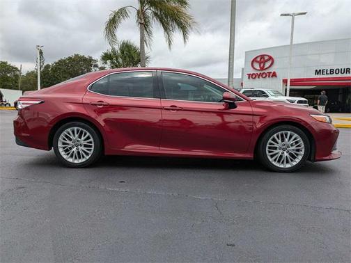 2020 Toyota Camry XLE