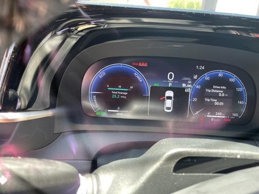 2024 Toyota Crown Platinum