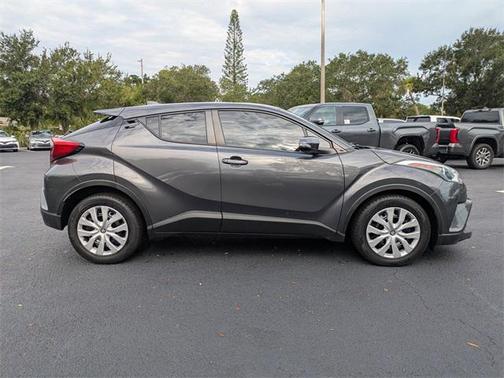 2019 Toyota C-HR LE