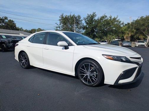 2023 Toyota Camry SE Nightshade