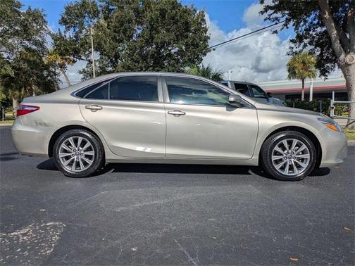 2017 Toyota Camry XLE