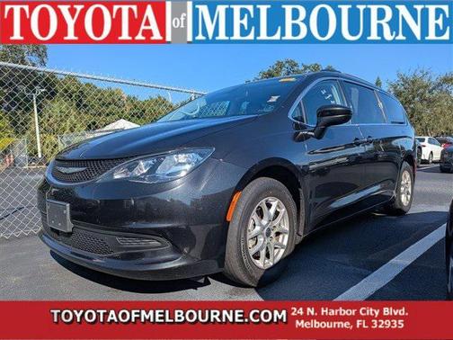 2021 Chrysler Voyager LXI