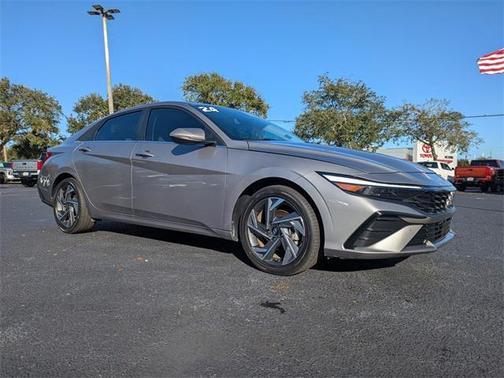 2024 Hyundai ELANTRA HEV Limited