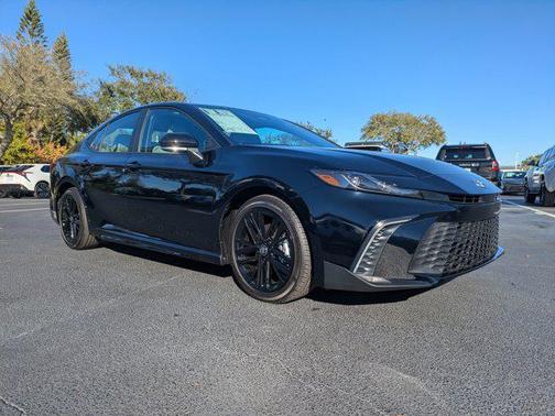Midnight Black Metallic 2026 Toyota Camry SE