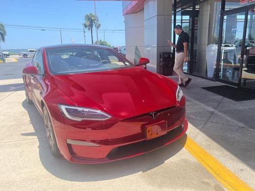 2024 Tesla Model S Base