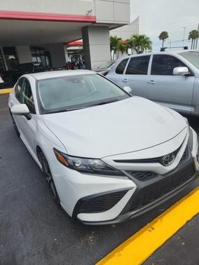 2024 Toyota Camry SE