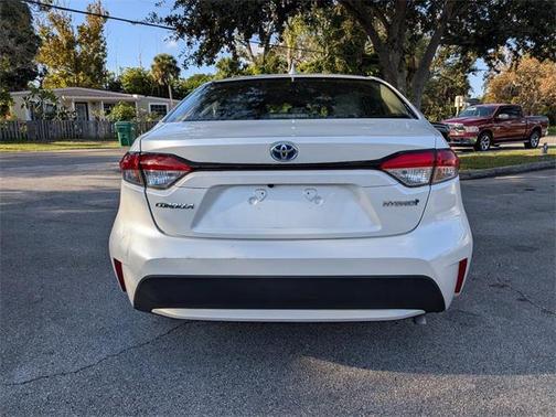 2021 Toyota Corolla Hybrid LE
