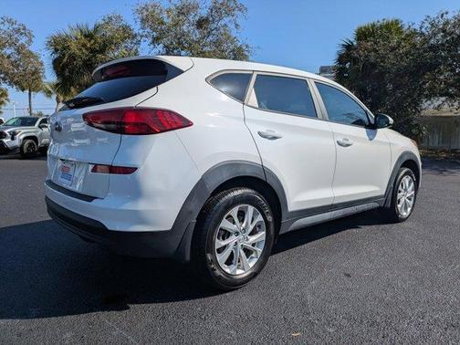 2020 Hyundai TUCSON SE