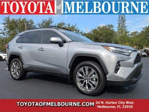 2025 Toyota RAV4 XLE Premium